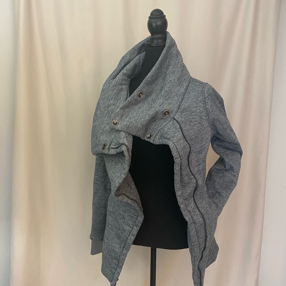 Mondetta quilted jogging sweater - Picture 2 of 3